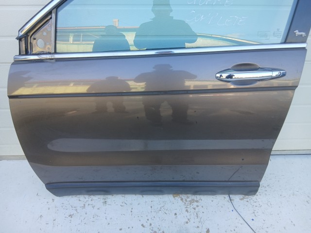 14646 Honda CR-V III. 2006-2012 Bal első Ajtó Barna