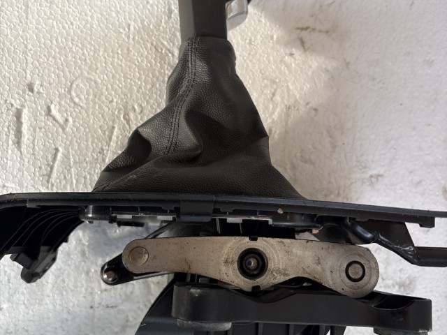 Opel Zafira B 2005-2014 Váltókulissza Váltókar 5 sebbeséges