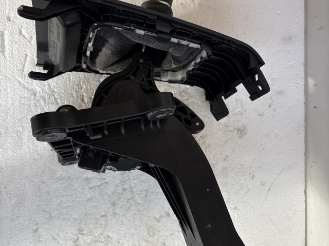 Opel Zafira B 2005-2014 Váltókulissza Váltókar 5 sebbeséges