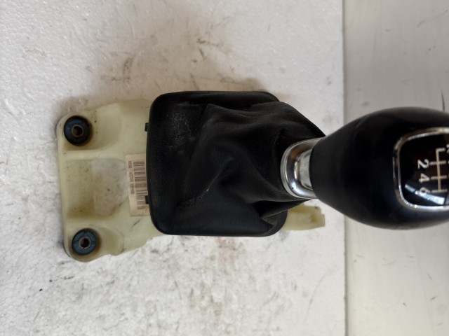 Kia Ceed I. 2006-2009 2006-2009 Váltókulissza Használt  6