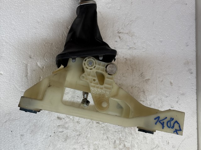 Kia Ceed I. 2006-2009 2006-2009 Váltókulissza Használt  6