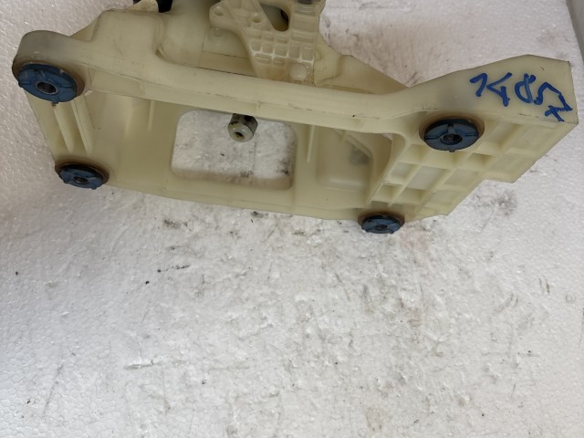 Kia Ceed I. 2006-2009 2006-2009 Váltókulissza Használt  6