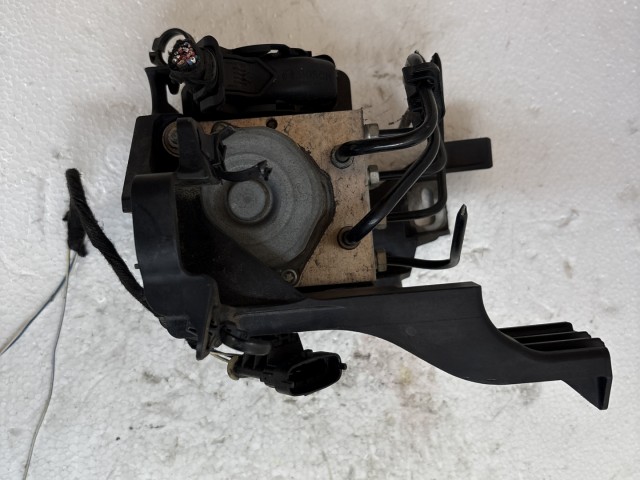 Opel Meriva B 2010-2017 Abs kocka Használt   