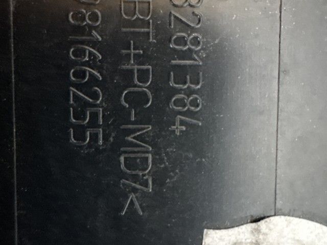 Opel Astra J 2009-2015 Tankajtó Használt Zgeu kék 5 ajtós