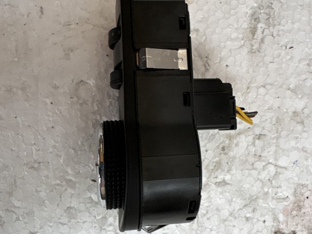 Opel Astra J 2009-2015 Világítás kapcsoló Használt