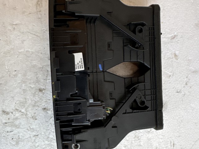 Opel Mokka 2012-2019 Középső Szellőző