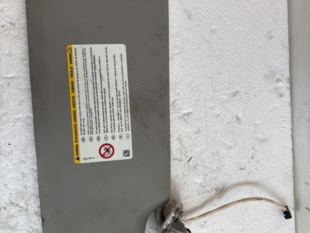 Opel Astra J 2009-2015 bal Napellenző Használt szürke tükrös világítással