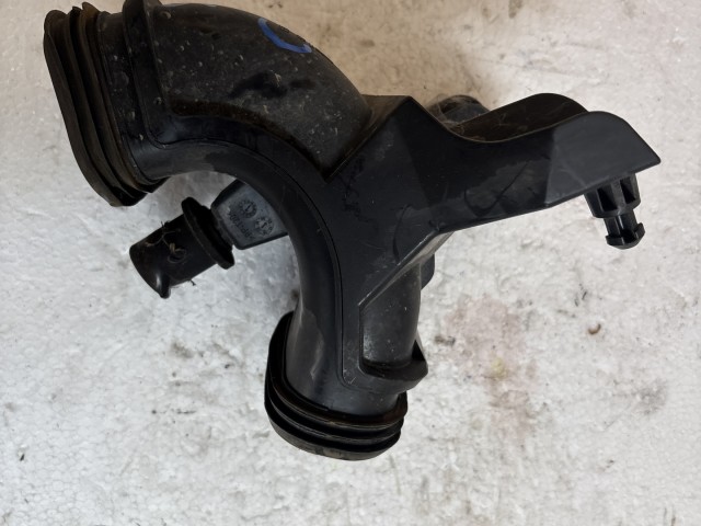 Opel Astra J 2009-2015 rezonátor ház