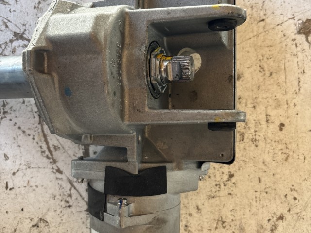 Opel Corsa E 2014- 2014-2019 Elektromos szervó Használt 