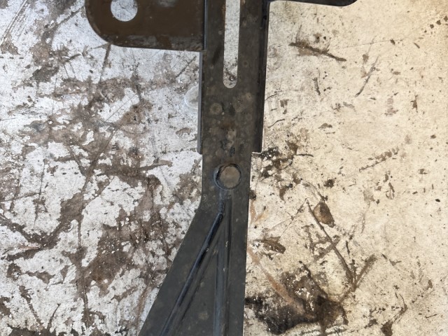 Opel Corsa E 2014-2019 1.3 cdti Akkumulátor tartó, tálca Használt