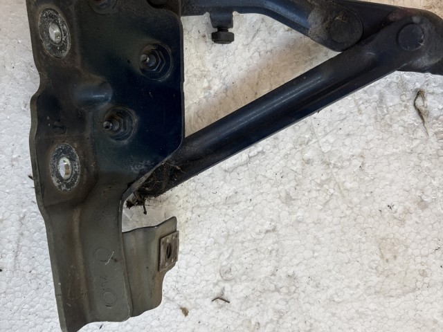 Opel Astra J 2009-2015 Motorháztető zsanér Használt fekete 