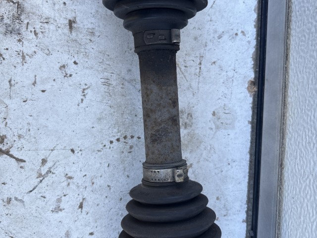 Opel Antara 2010-2015 2.2 cdti 4x4 Jobb első Féltengely Használt