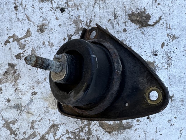 Kia Ceed I. 2007-2012 1.6 crtdi motortartó bak