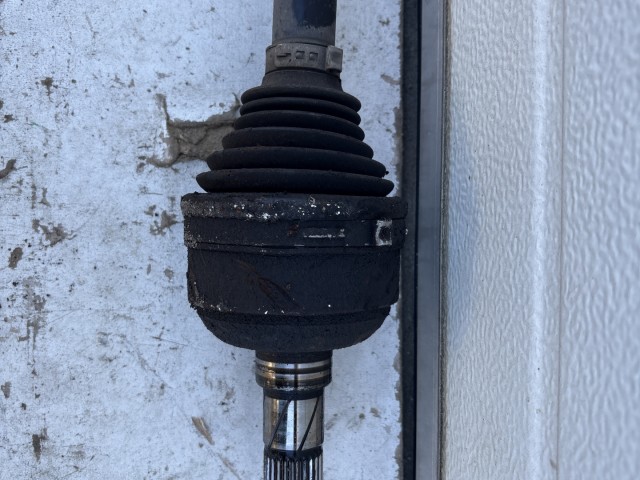 Opel Astra J 2009-2015 1.7 cdti Bal Féltengely Használt