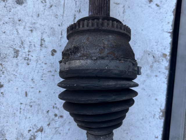 Kia Ceed I. 2007-2012 1.6 crtdi Bal Féltengely Használt