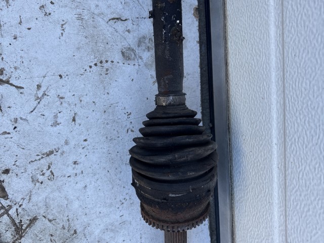 Kia Ceed I. 2007-2012 1.6 crtdi Jobb Féltengely Használt