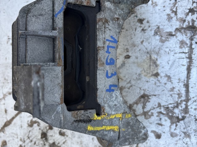 Opel Astra J 2009-2015 1.7 cdti motortartó bak