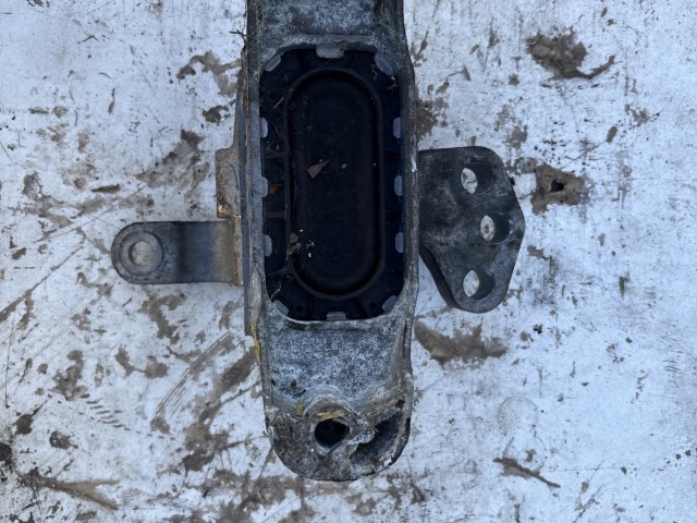 Opel Astra J 2009-2015 1.7 cdti motortartó bak