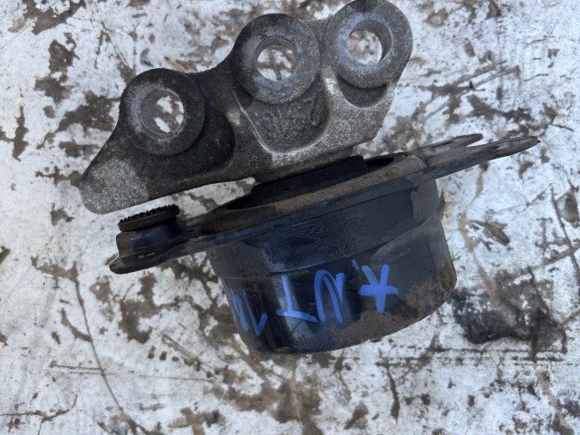 Opel Antara 2010-2015 2.2 cdti motortartó bak