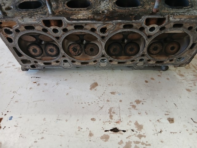 Opel Zafira B 2005-2014 2005-2014 Hengerfej Használt    