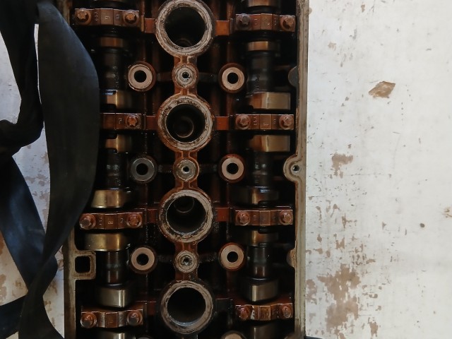 Opel Zafira B 2005-2014 2005-2014 Hengerfej Használt    