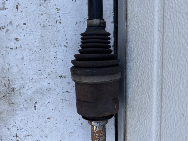 Opel Corsa E  2014-2019 1.3 cdti jobb Féltengely