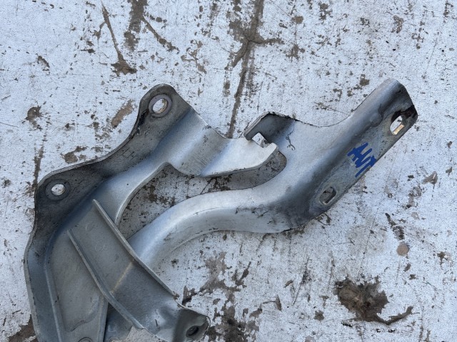 Opel Antara 2006-2015 Motorháztető zsanér Használt szürke 