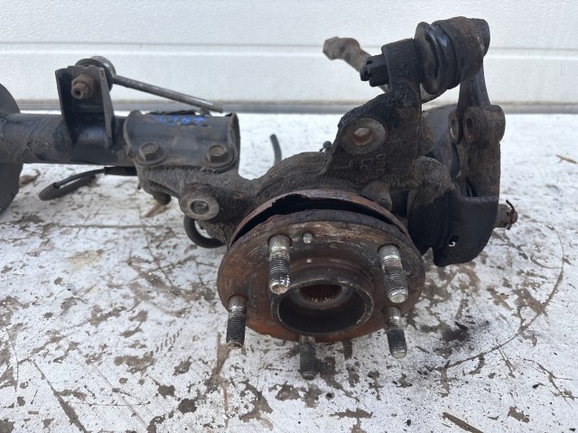 Kia Cee'd (ED) 2006-2012 1.6 crtdi Bal első Csonkállvány Gólyaláb