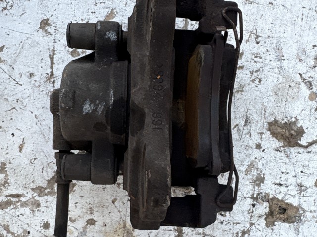 Opel Corsa E 2014-2019 1.3 cdti  Bal első Féknyereg