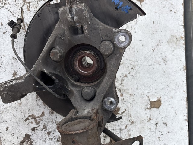 Opel Astra J 2009-2015 Benzines Jobb első Csonkállvány Gólyaláb