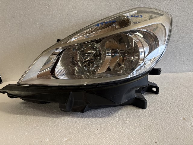 15000 Renault Clio III. 2007-2014 Bal első Lámpa Fényszóró