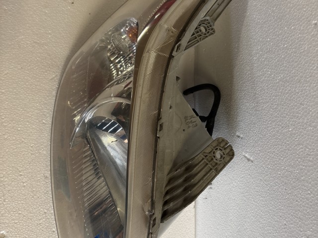 15025 Chevrolet Aveo 2011-2011 Jobb első Lámpa Fényszóró