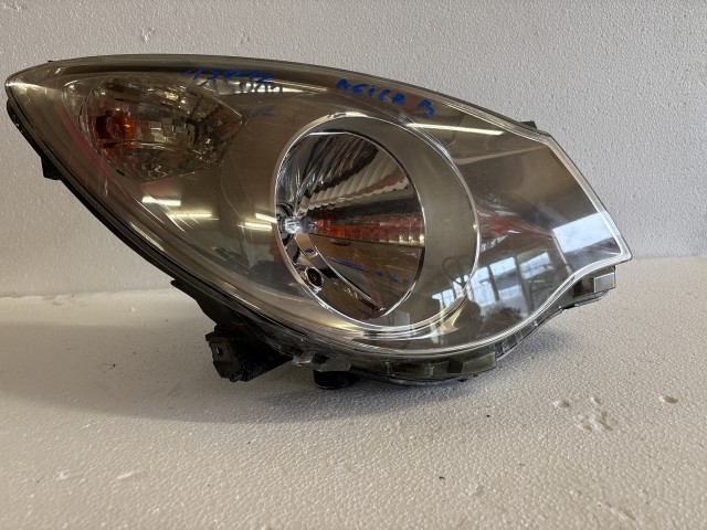 15012 Opel Agila B 2008-2014 Jobb első Lámpa Fényszóró