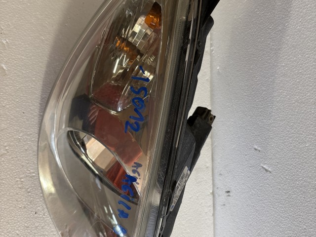 15012 Opel Agila B 2008-2014 Jobb első Lámpa Fényszóró