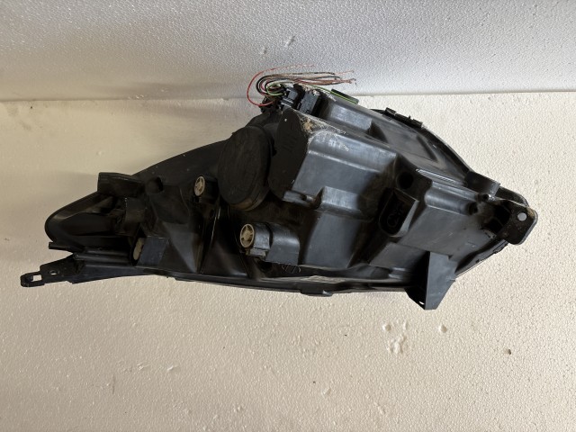 15012 Opel Agila B 2008-2014 Jobb első Lámpa Fényszóró