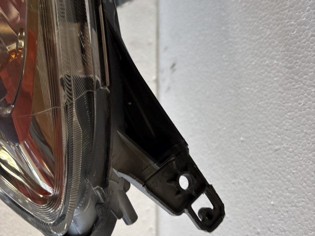 15011 Opel Agila B 2008-2014 Bal első Lámpa Fényszóró