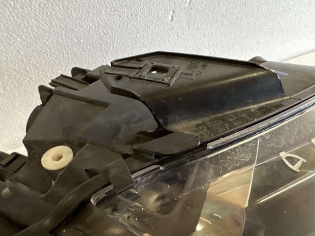 15008 Audi A3 8p 2003-2012 Bal első Lámpa Fényszóró