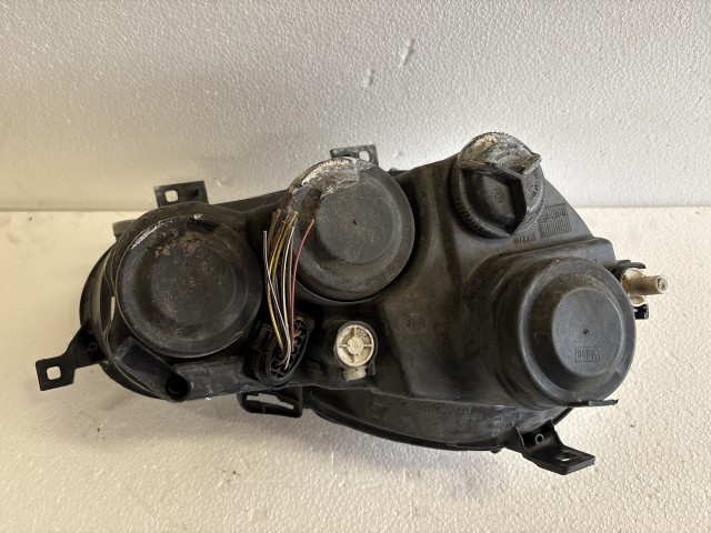 15007 Volkswagen Polo IV 2002-2009 Bal első  Lámpa Fényszóró