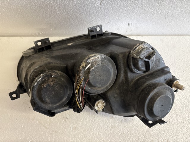 15007 Volkswagen Polo IV 2002-2009 Bal első  Lámpa Fényszóró