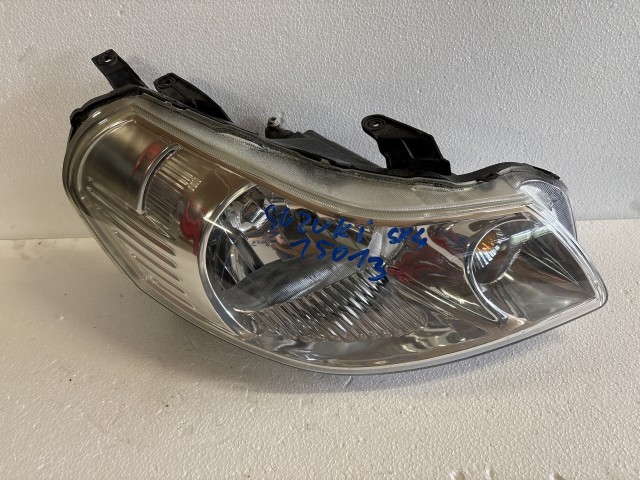 15013 Suzuki SX4 2007-2013 Jobb első Lámpa Fényszóró