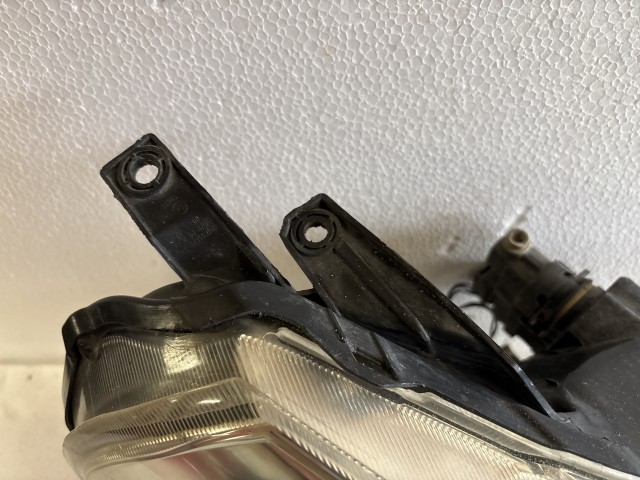 15013 Suzuki SX4 2007-2013 Jobb első Lámpa Fényszóró