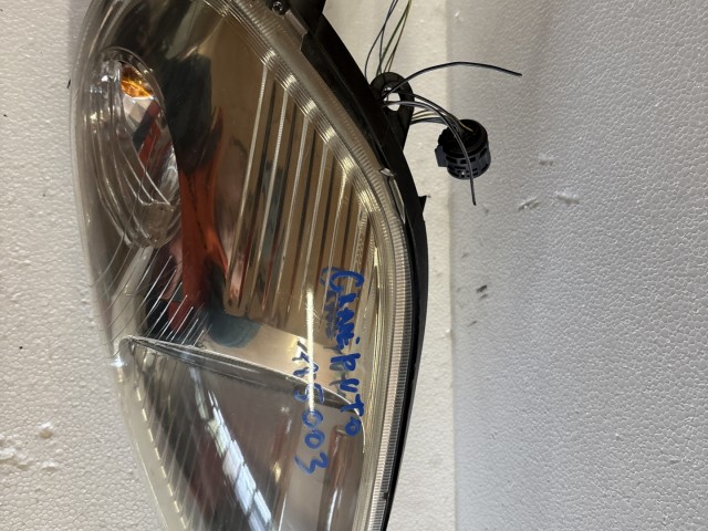 15003 Fiat Grande Punto Jobb első Lámpa Fényszóró