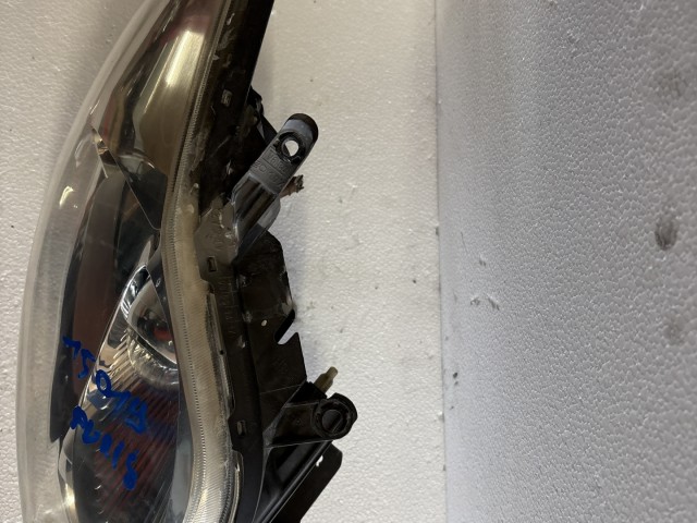 15019 Toyota Auris 2007-2012 Jobb első Lámpa Fényszóró Használt Projektoros