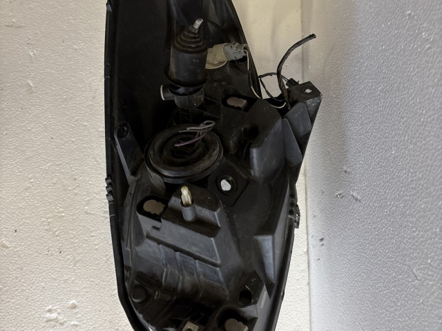 15027 Dacia Sandero Jobb első Lámpa Fényszóró