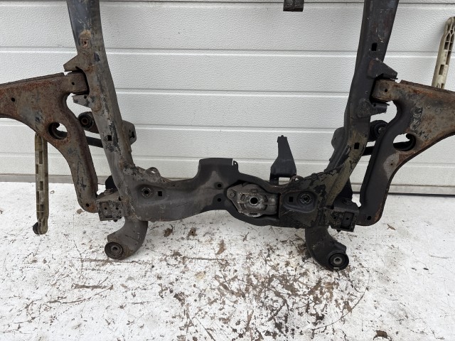 Opel Meriva B 2010-2017 Bölcső Használt