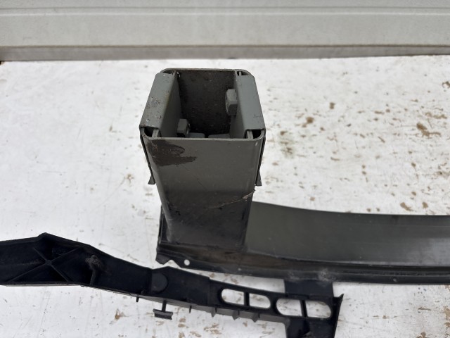 Opel Astra J  első Lökhárító merevítő