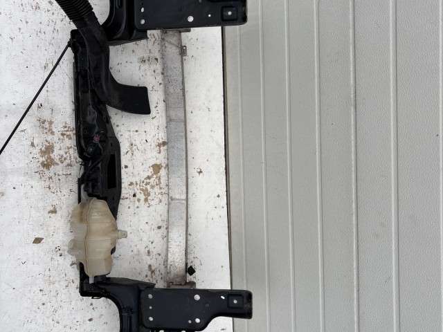 Opel Corsa E 2014-2019 Homlokfal Használt