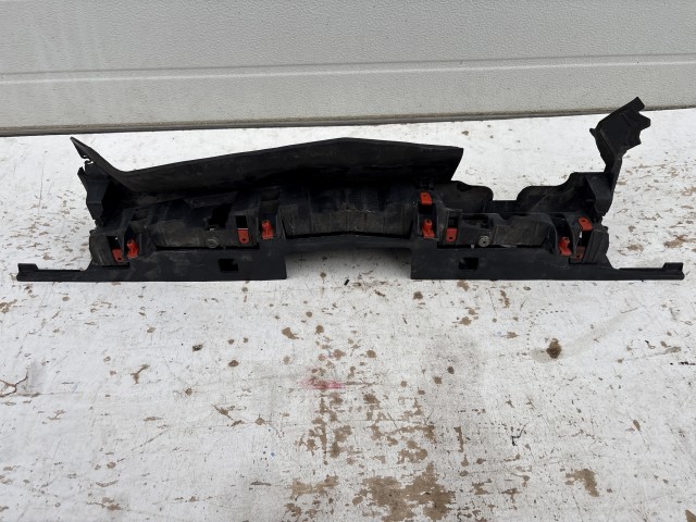 Opel Astra J 2.0 cdti zárhíd takaró