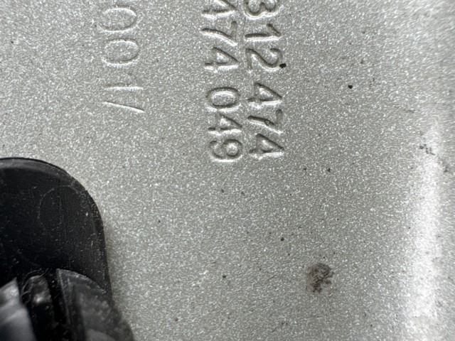 Opel Astra J 2009-2015 Zárhíd Használt Y40R Fehér 