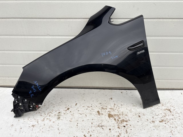 15085 Opel Astra J Bal első Sárvédő Fekete Z20R